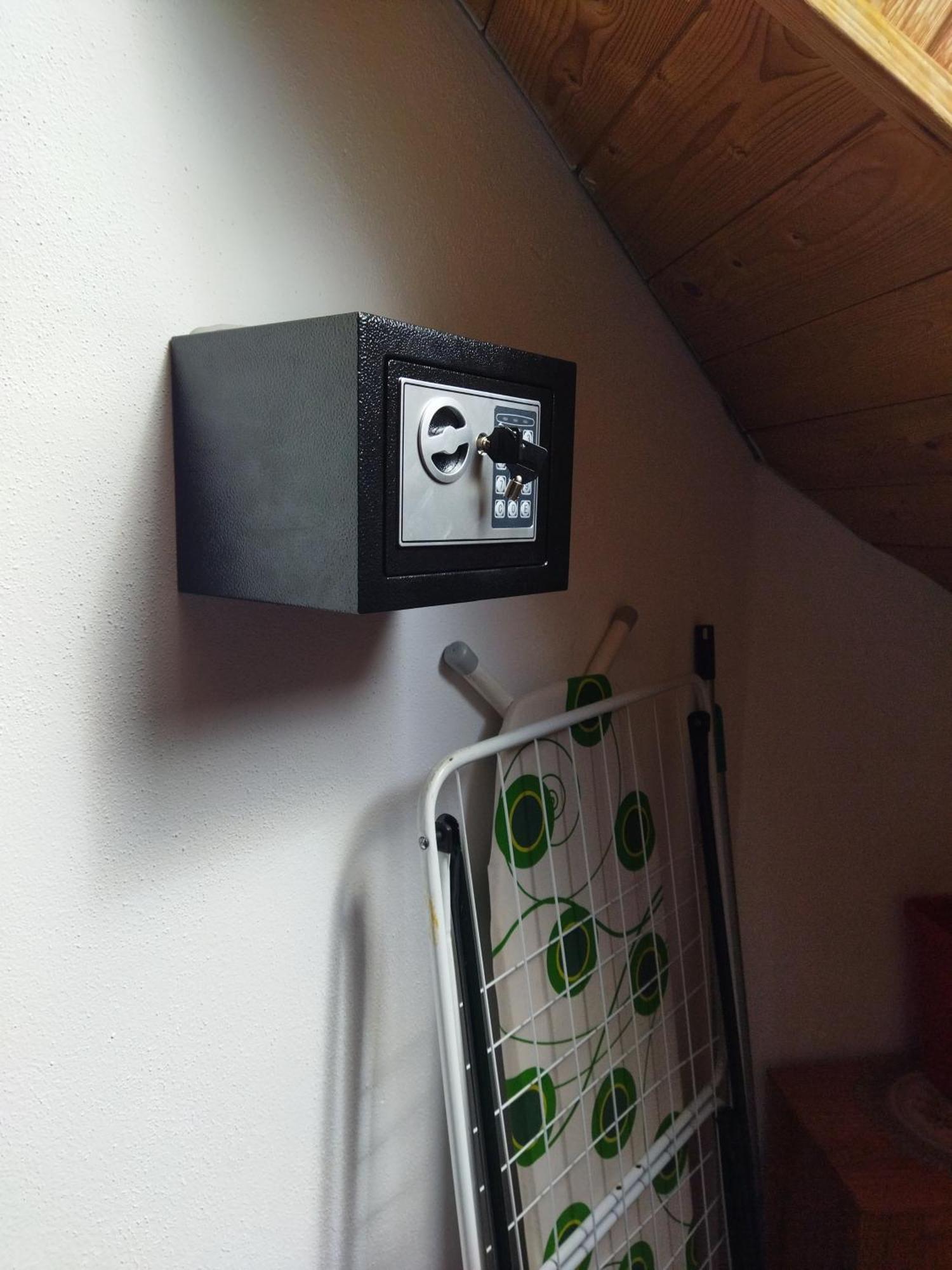 Aussergewoehnliche Atelierferienwohnung Mit Balkon An Der Donau Winzer Ngoại thất bức ảnh