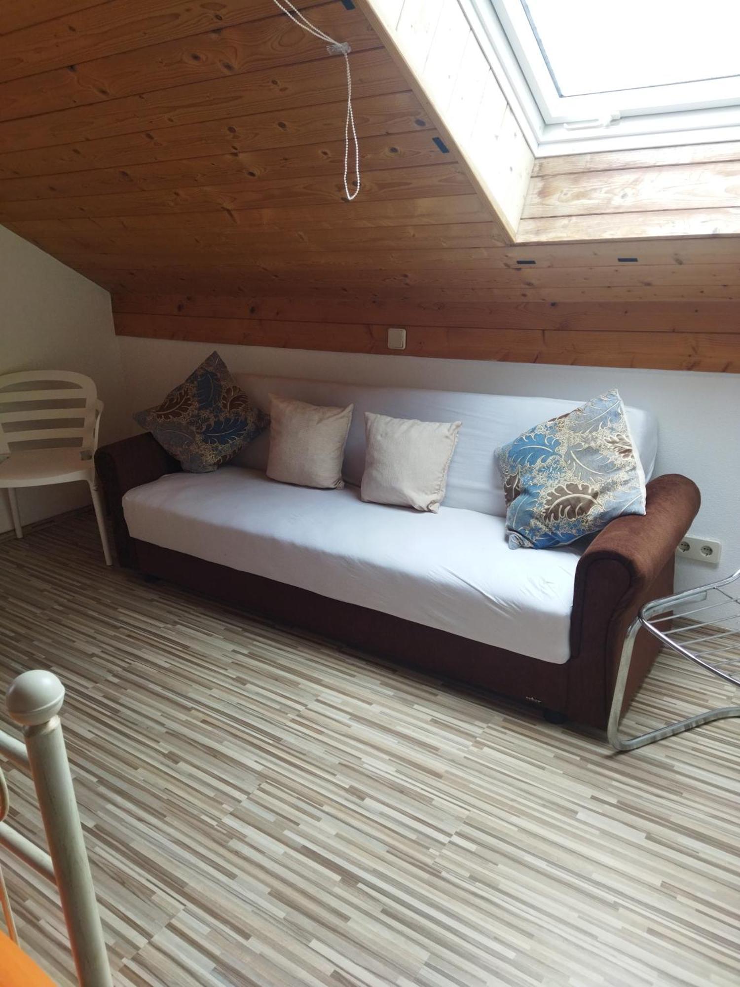 Aussergewoehnliche Atelierferienwohnung Mit Balkon An Der Donau Winzer Ngoại thất bức ảnh